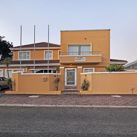 Natalie Guesthouse Bloubergstrand Exterior photo