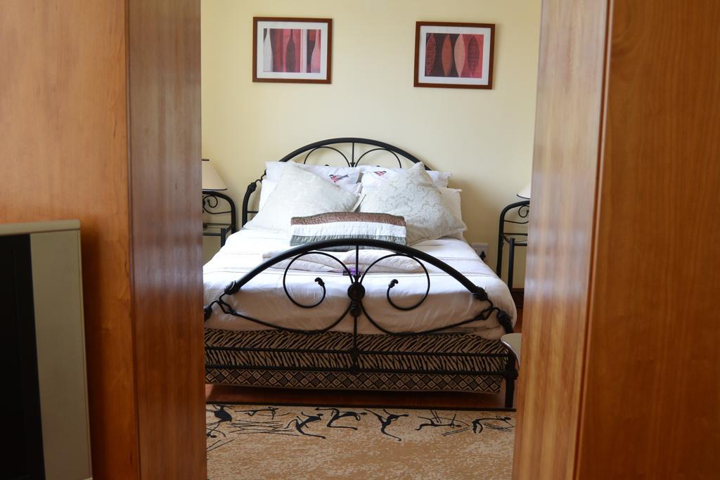 Natalie Guesthouse Bloubergstrand Exterior photo